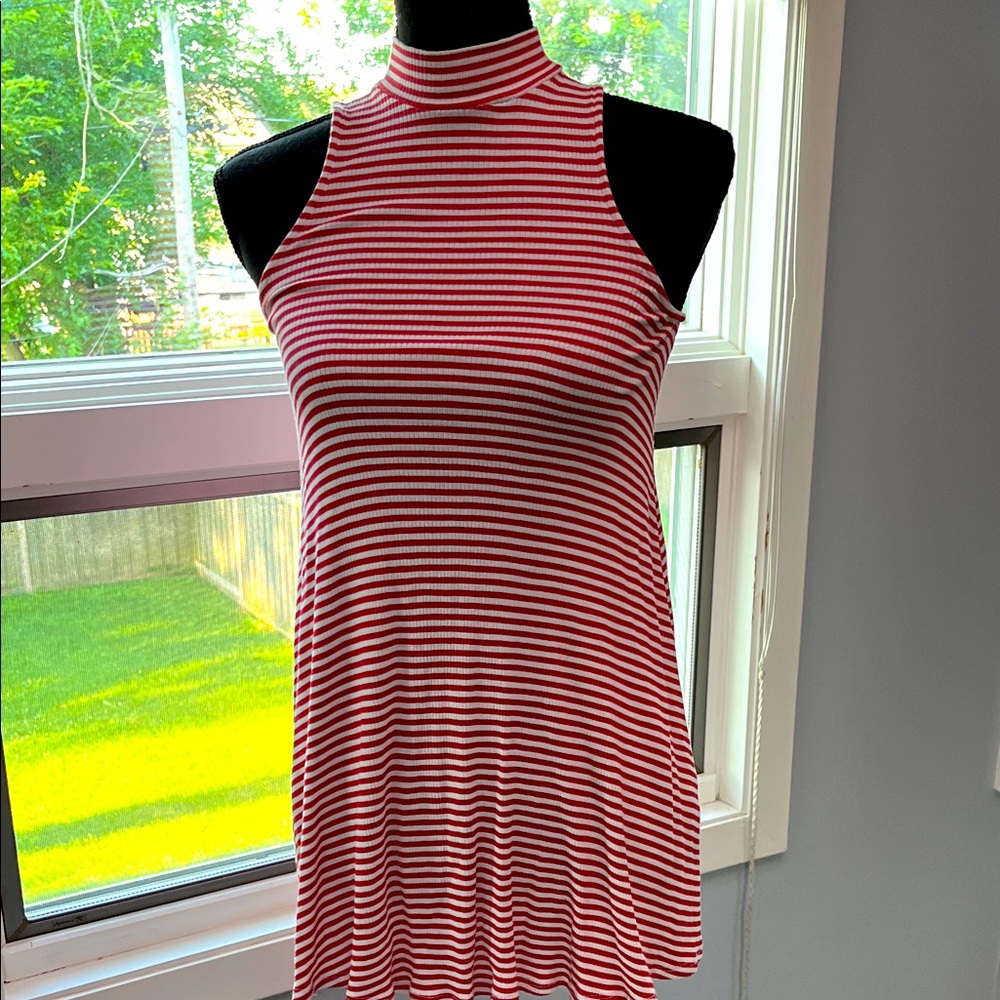 Soprano Open Back Striped Mock Turtlneck Tank Top XS